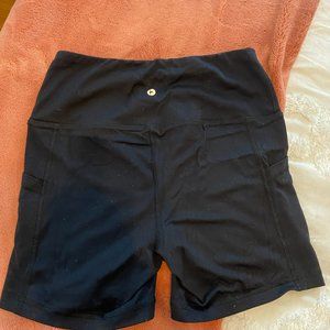 90 degree biker shorts
